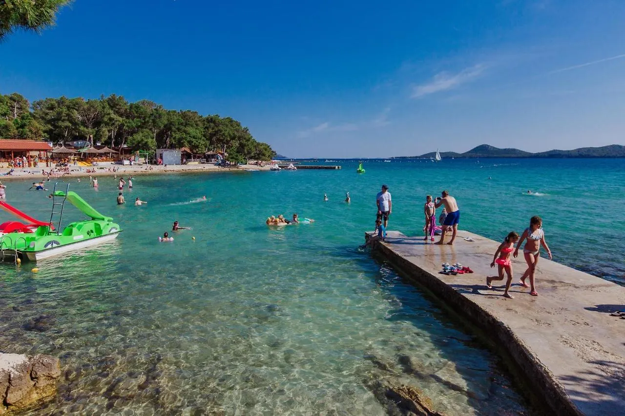 Glamping Beach Soline Biograd na Moru 4*,  Horvátország