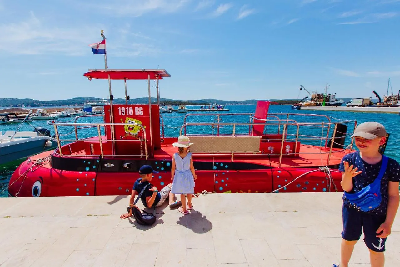 Glamping Beach Soline Biograd na Moru Horvátország