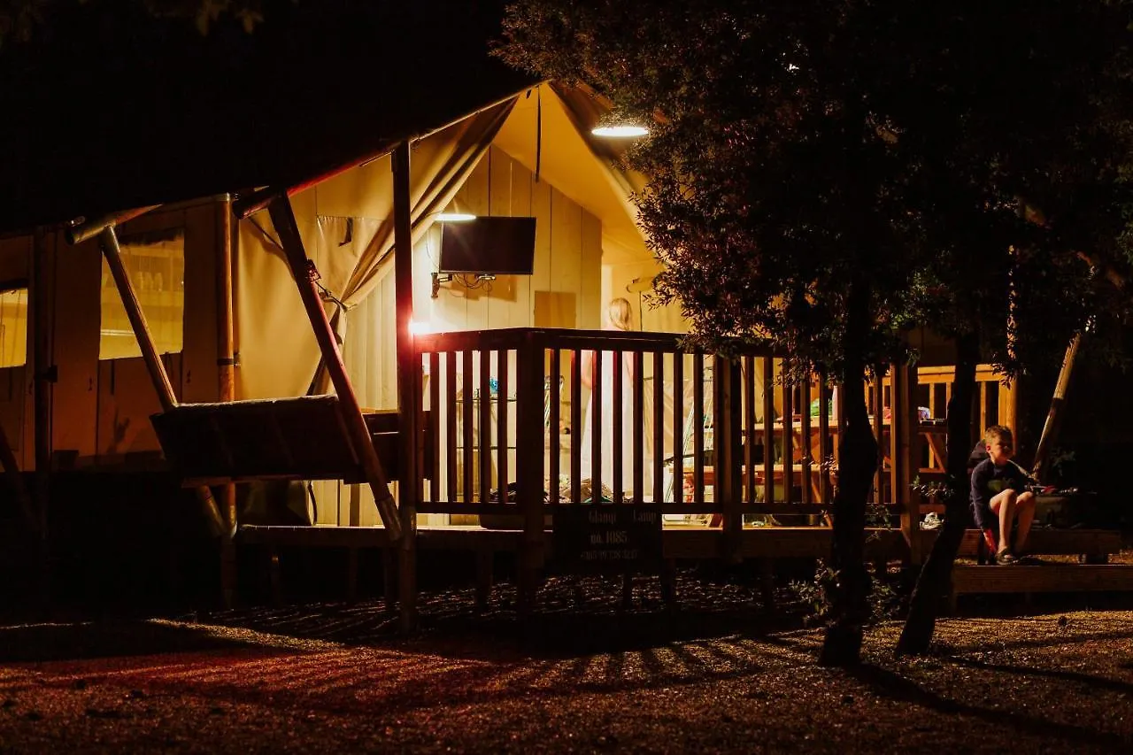 Glamping Beach Soline Biograd na Moru 4*,  Horvátország